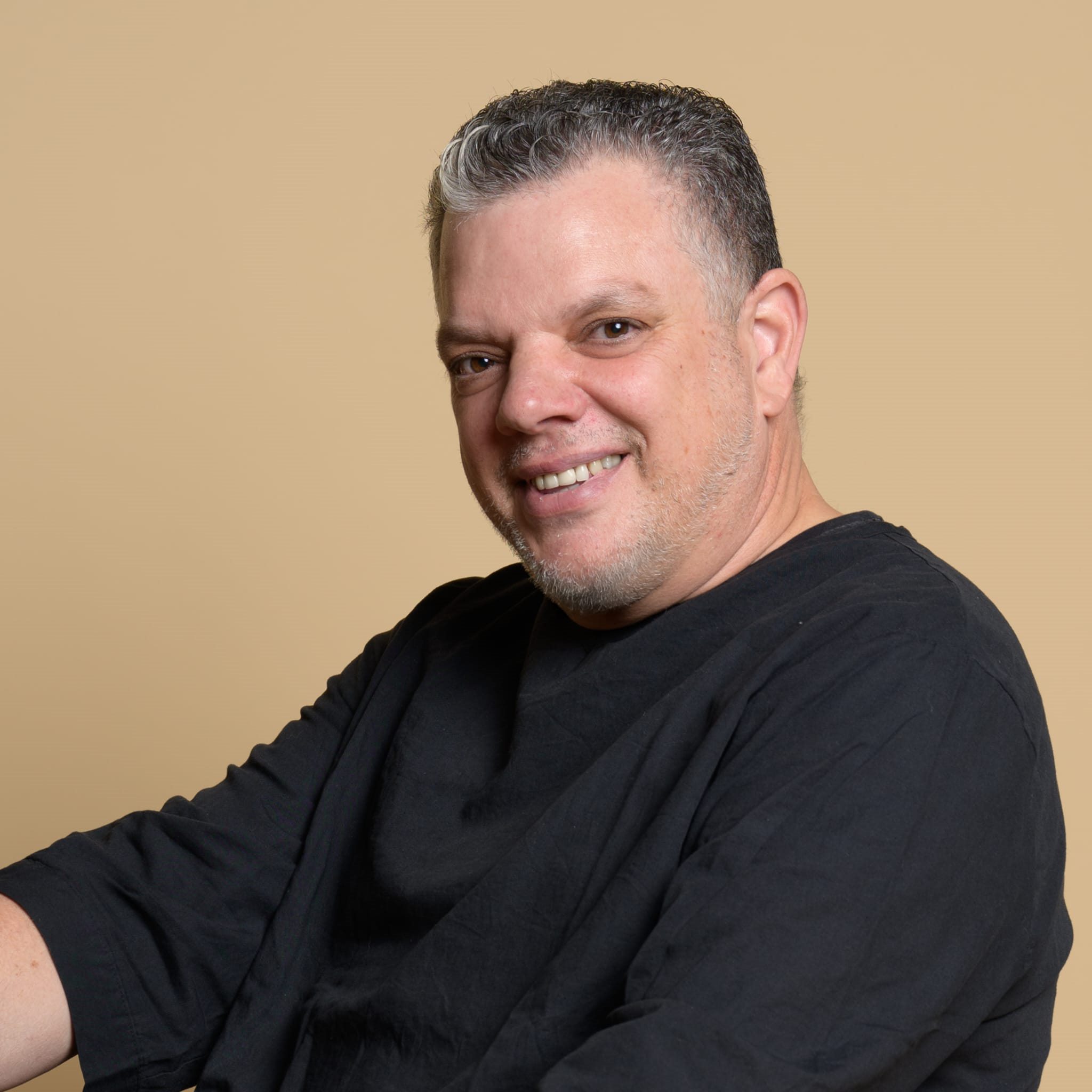 alt image