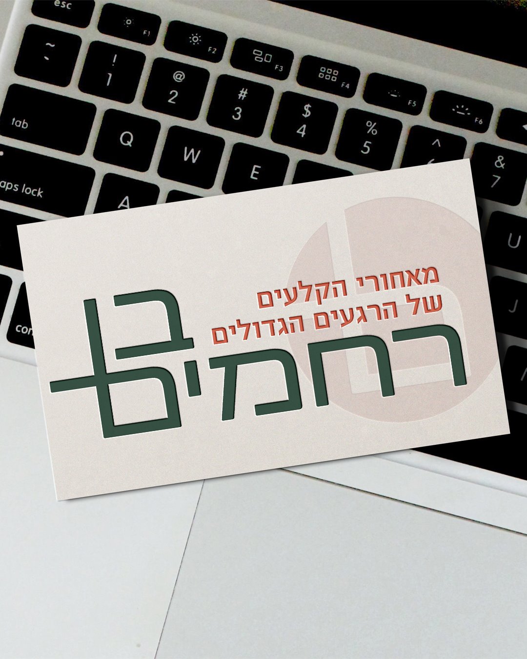 alt image