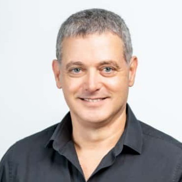 alt image