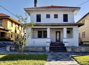 340 W 6th St